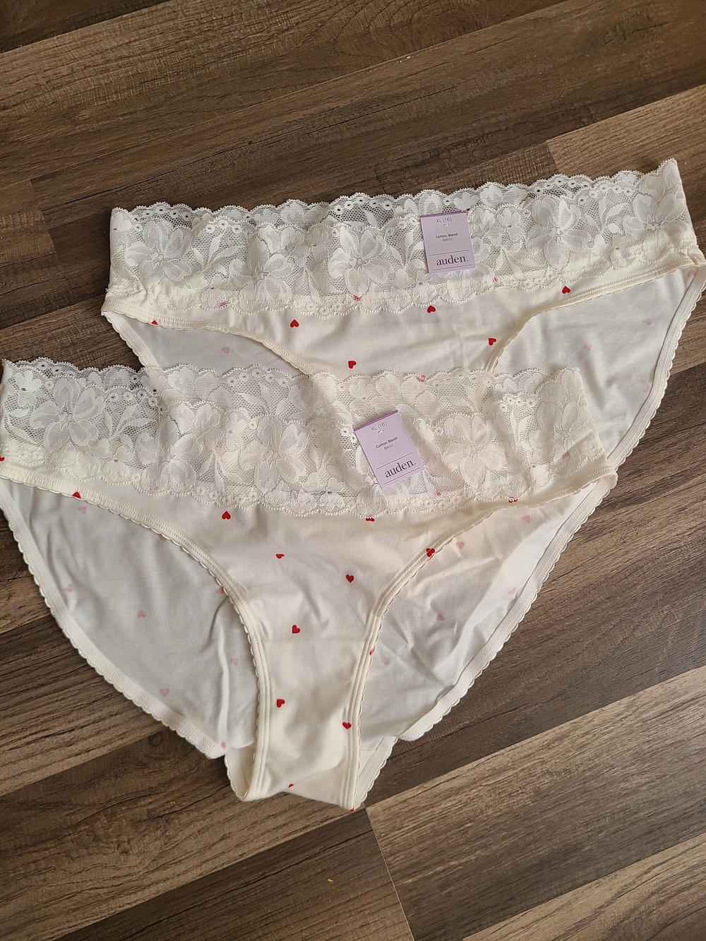 Auden Cream Lace-Trim Bikini Panties with Red Heart Print - 2 Pack